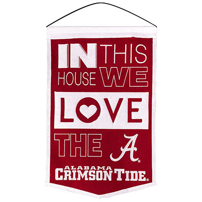    In This House We Love Alabama Banner