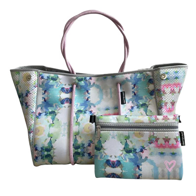 Everyday Large Totes With Wristlet Laura Park