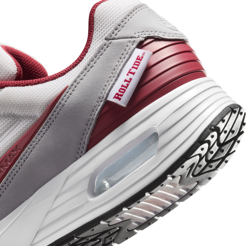      NIKE AIR MAX VERSE SHOE -  2